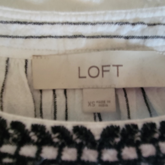 Loft-Black and White Floral Boho Top - Picture 6 of 6